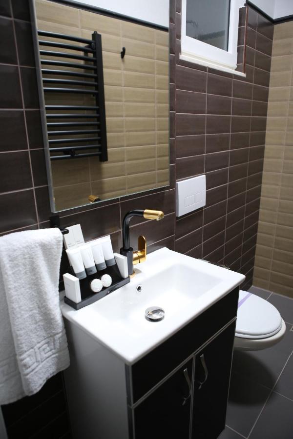 Dark Boutique Hotel Shkoze Εξωτερικό φωτογραφία